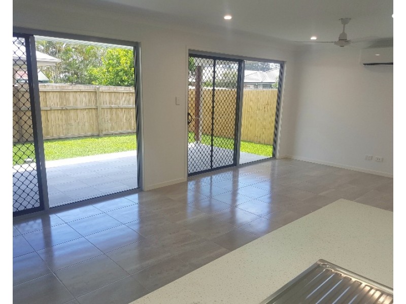 Unit 2/3 Empire Street, Lawnton QLD 4501