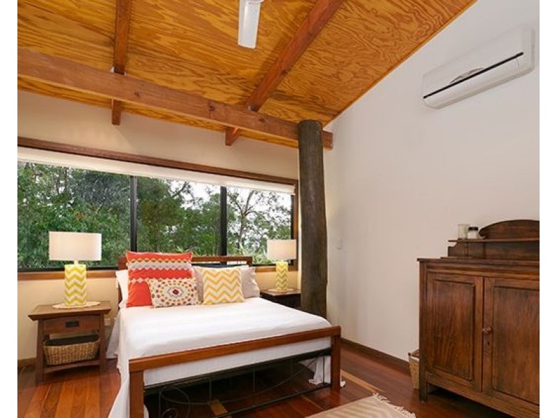 3 Sylvaterre Court, Samford Valley QLD 4520