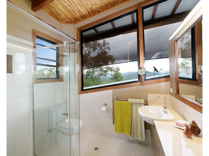 3 Sylvaterre Court, Samford Valley QLD 4520