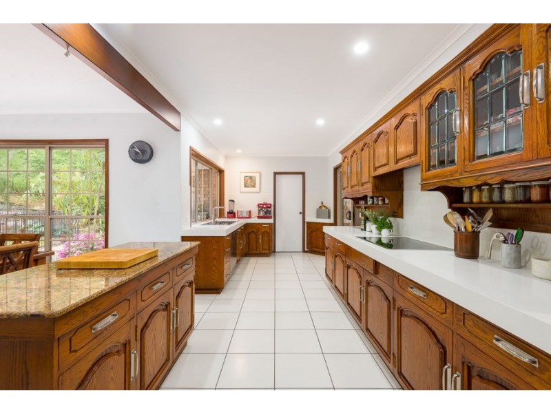 147 Betts Road, Camp Mountain QLD 4520