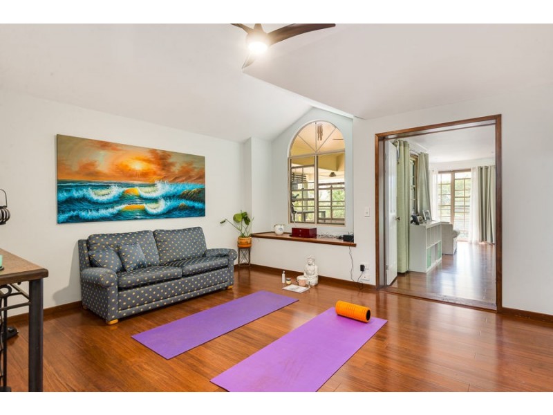 147 Betts Road, Camp Mountain QLD 4520