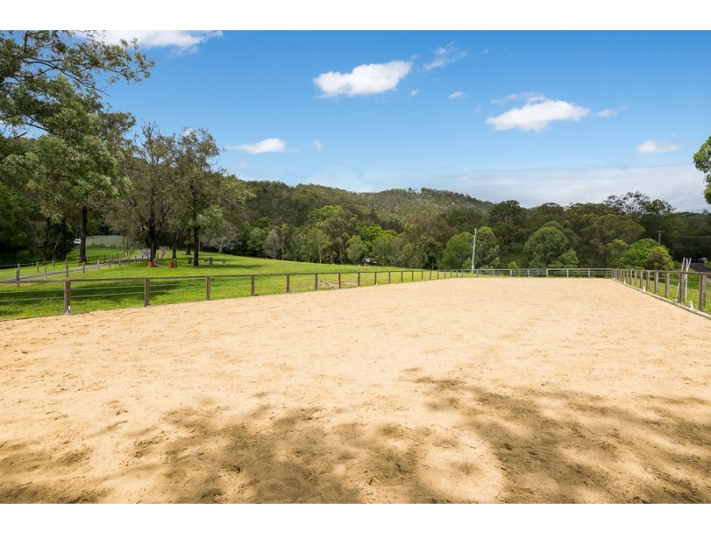 147 Betts Road, Camp Mountain QLD 4520