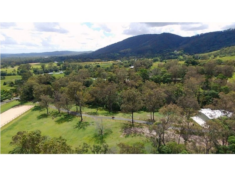 147 Betts Road, Camp Mountain QLD 4520