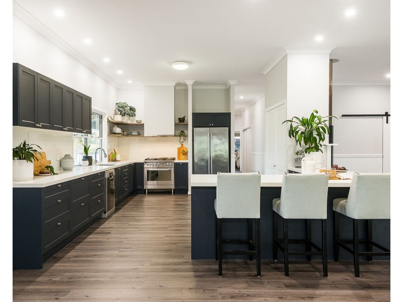 5 Burton Lane, Samford Valley QLD 4520