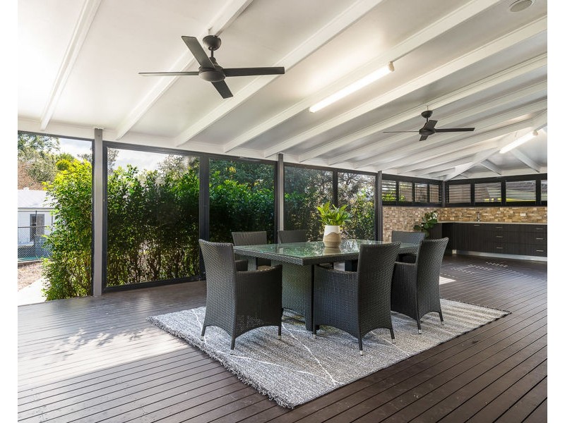 5 Burton Lane, Samford Valley QLD 4520