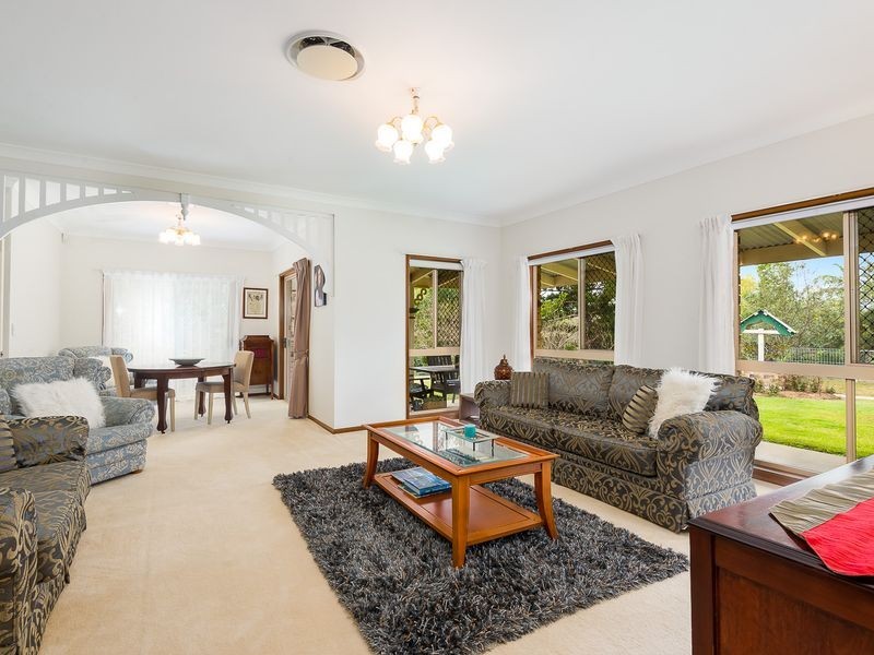 12 Brushwood Drive, Samford Valley QLD 4520