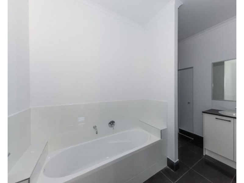 117 Kurrajong Drive, Warner QLD 4500