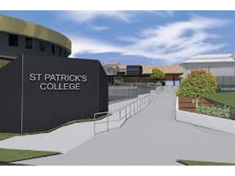 221 Rainbow Street, Sandgate QLD 4017