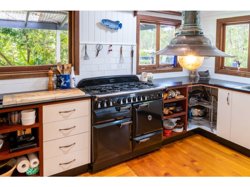 153 McLean Road South, Camp Mountain QLD 4520