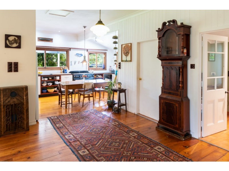 153 McLean Road South, Camp Mountain QLD 4520