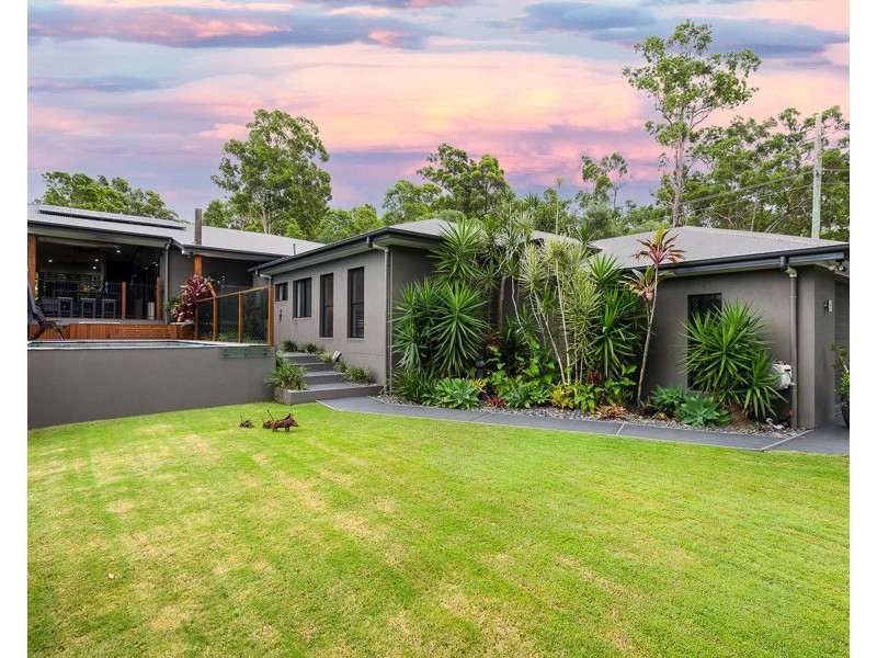 10 Birdsong Place, Bunya QLD 4055