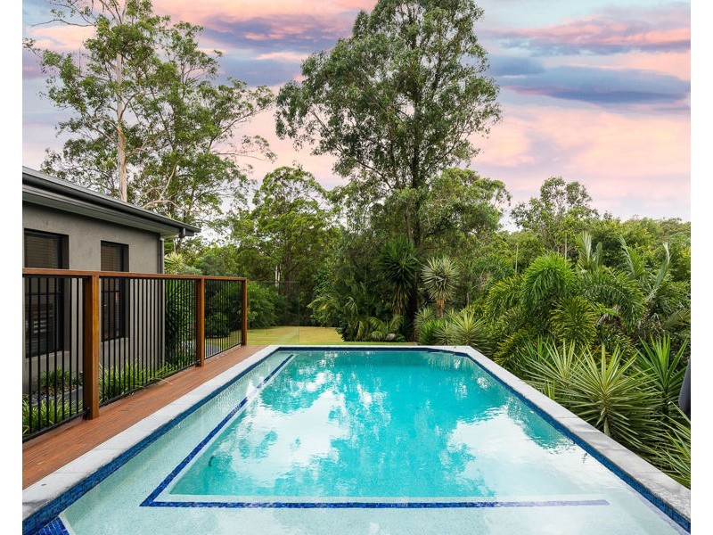 10 Birdsong Place, Bunya QLD 4055