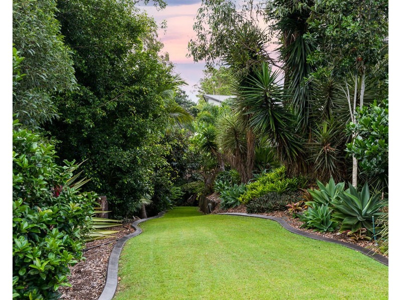 10 Birdsong Place, Bunya QLD 4055