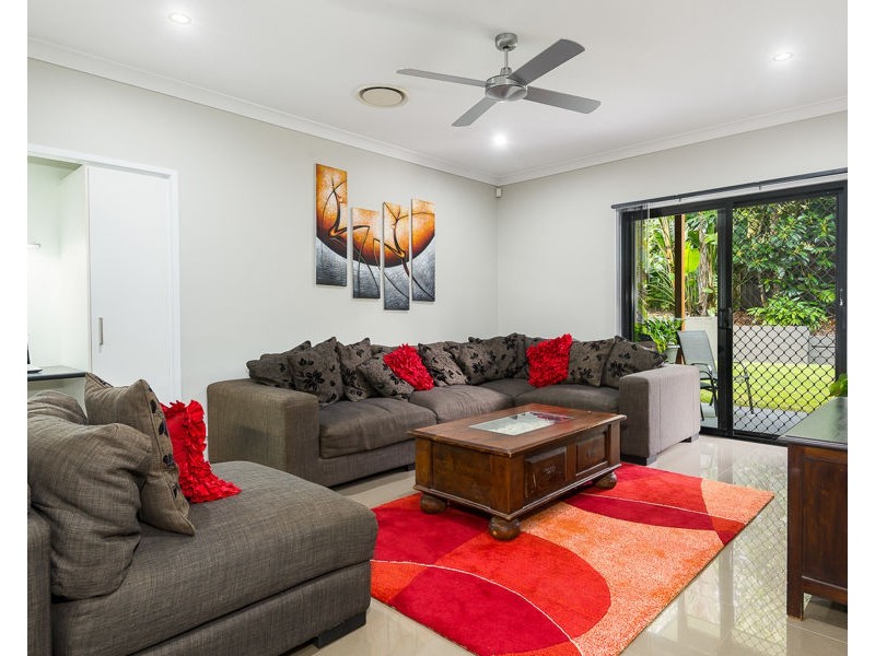 10 Birdsong Place, Bunya QLD 4055