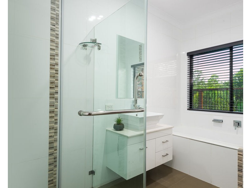 10 Birdsong Place, Bunya QLD 4055