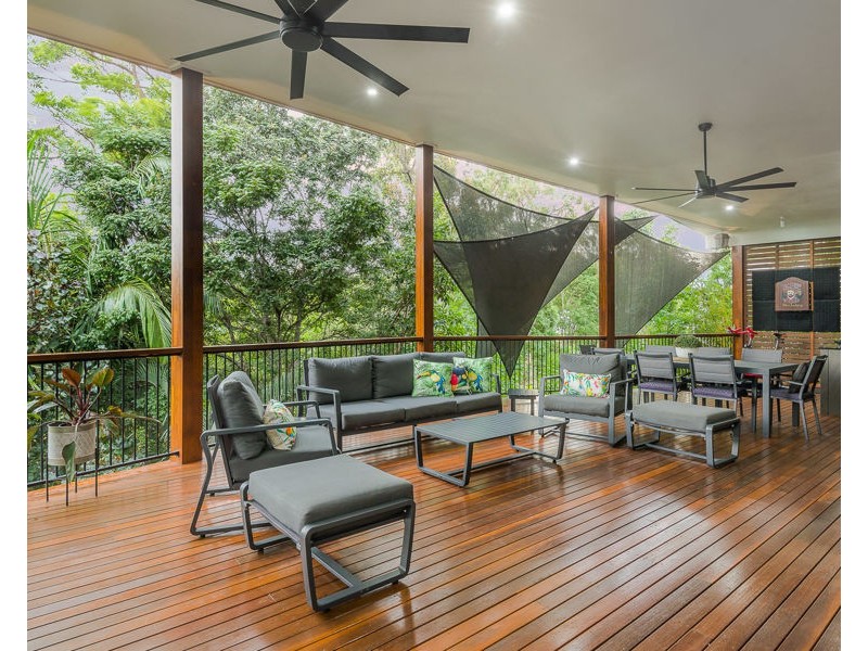 10 Birdsong Place, Bunya QLD 4055