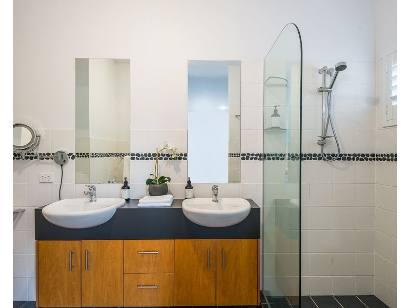 22 Westwood Drive, Samford Valley QLD 4520