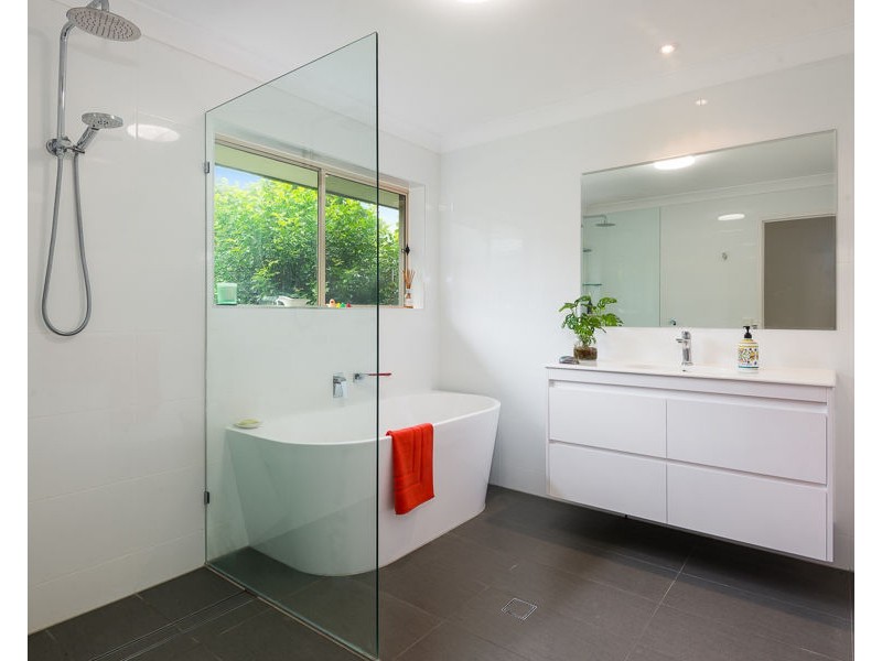 105 Smiths Road, Wights Mountain QLD 4520