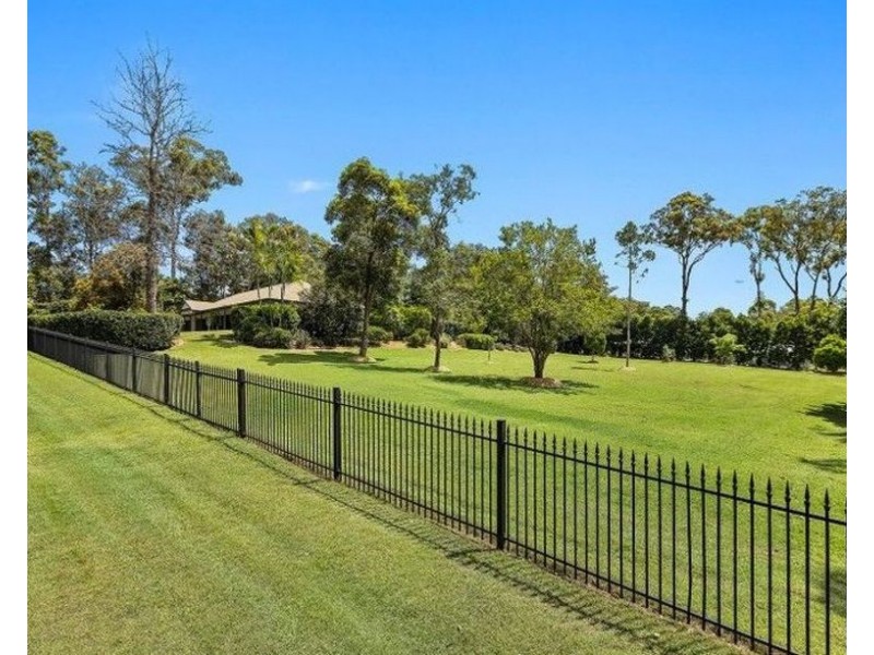 7 Lamaur Street, Warner QLD 4500