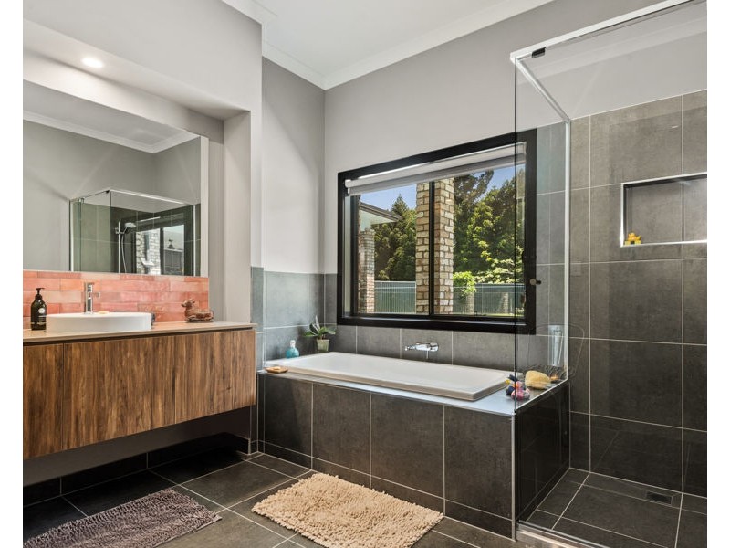 19 Rive Court, Wights Mountain QLD 4520