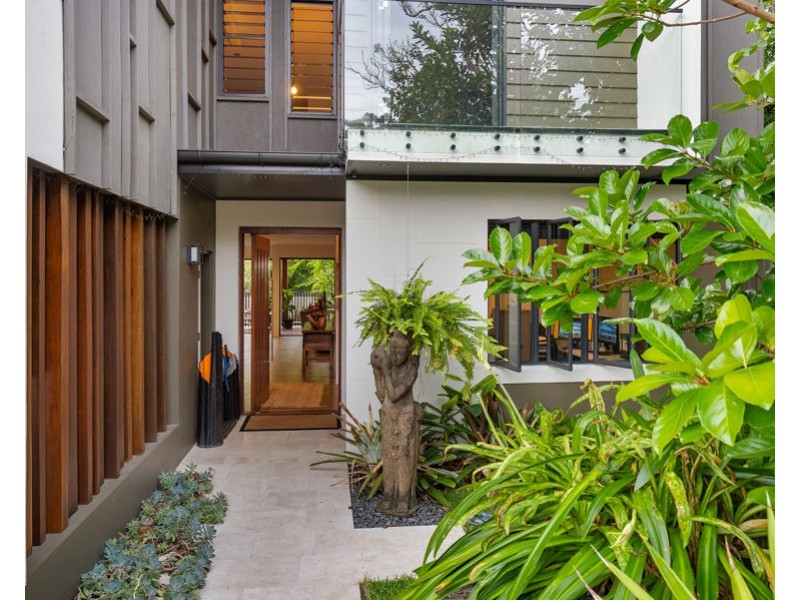 68 Chaprowe Road, The Gap QLD 4061