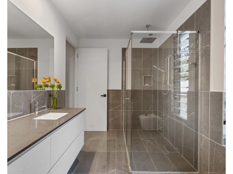 68 Chaprowe Road, The Gap QLD 4061