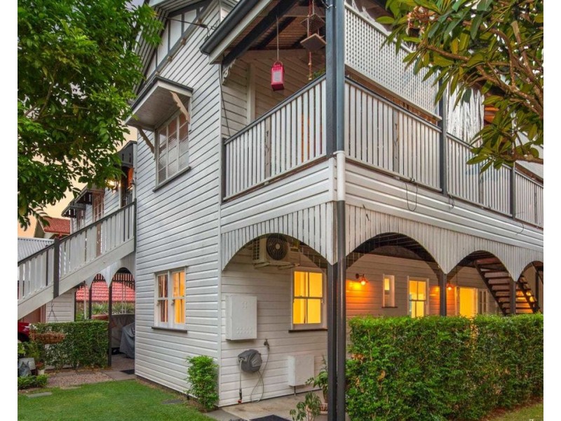 134 Rode Road, Wavell Heights QLD 4012