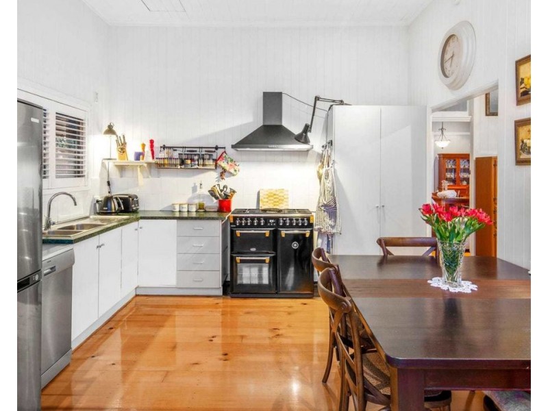 134 Rode Road, Wavell Heights QLD 4012