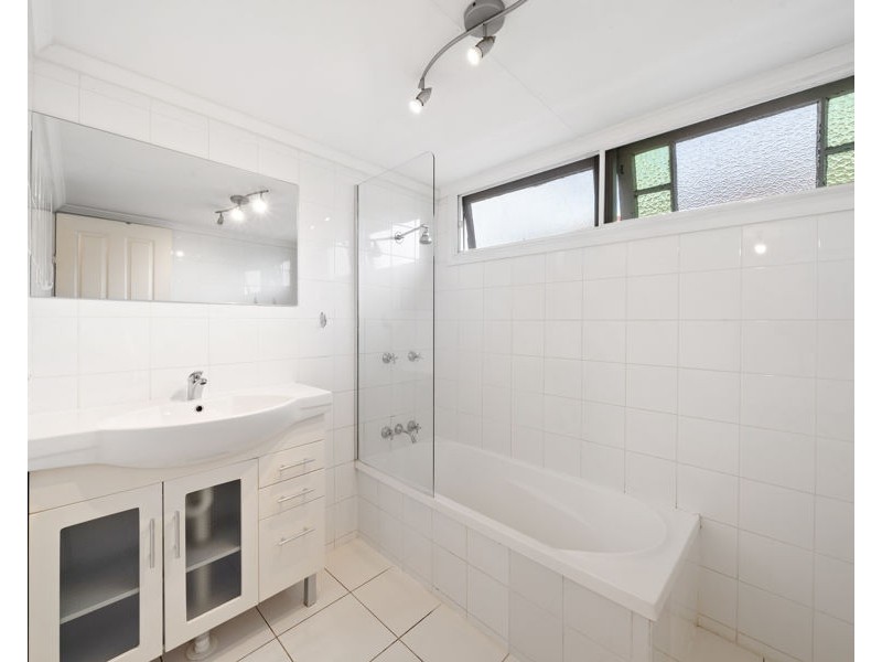 134 Rode Road, Wavell Heights QLD 4012