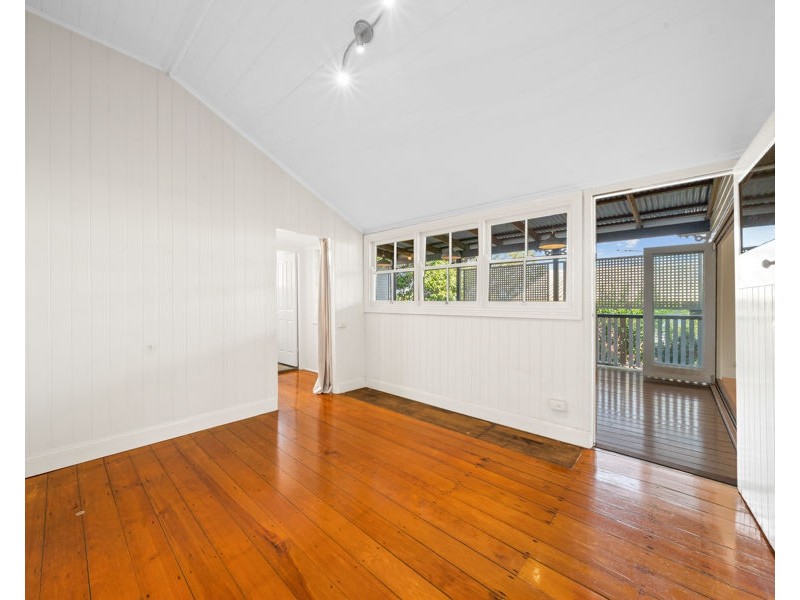 134 Rode Road, Wavell Heights QLD 4012