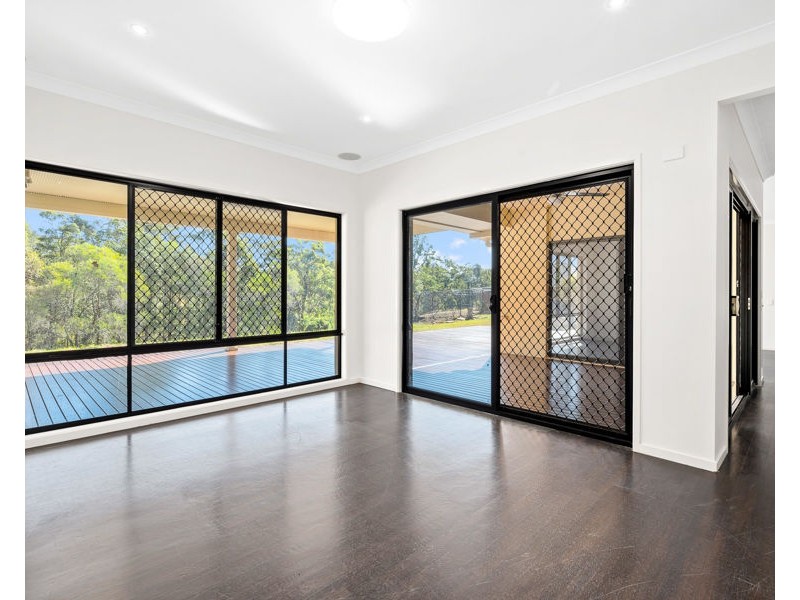 17 Wessling Close, Cashmere QLD 4500