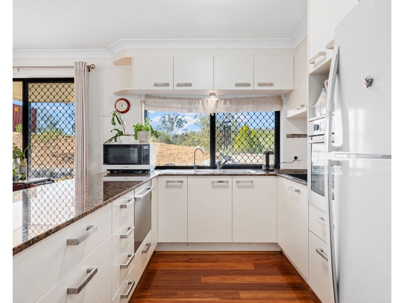 17 Wessling Close, Cashmere QLD 4500