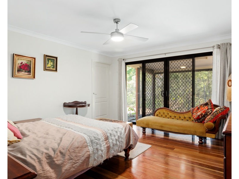 17 Wessling Close, Cashmere QLD 4500