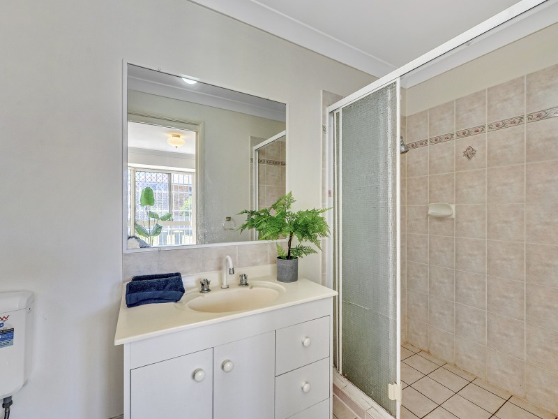 2 Cowper Place, Coopers Plains QLD 4108