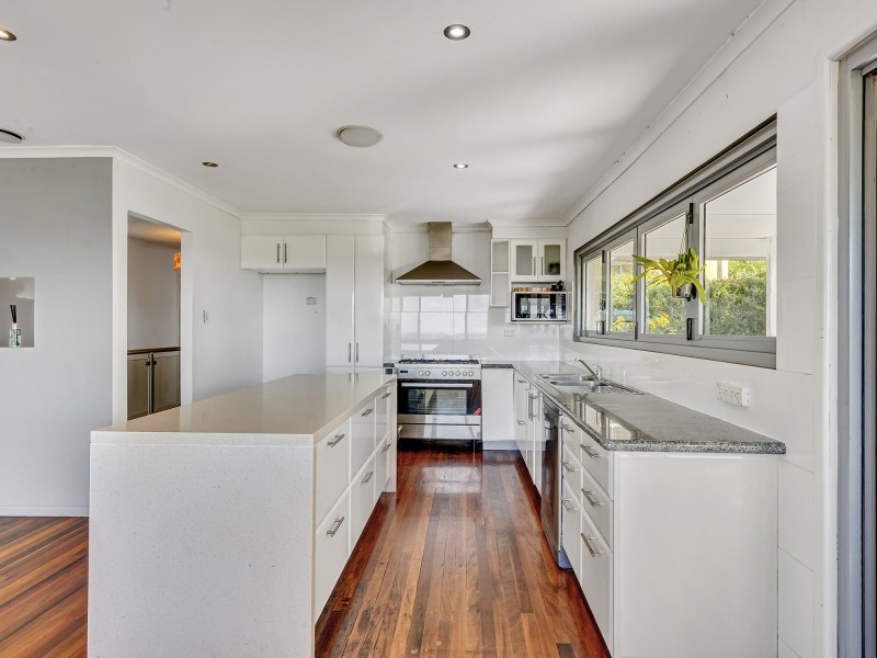 5 Belfort Street, Stafford Heights QLD 4053