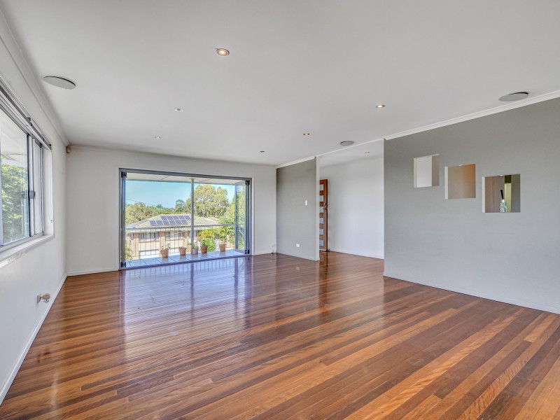 5 Belfort Street, Stafford Heights QLD 4053