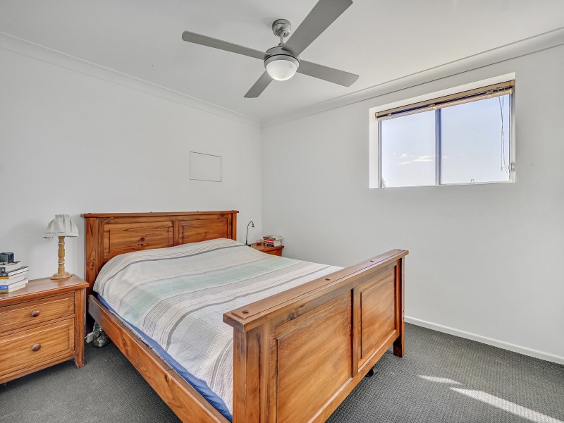 5 Belfort Street, Stafford Heights QLD 4053