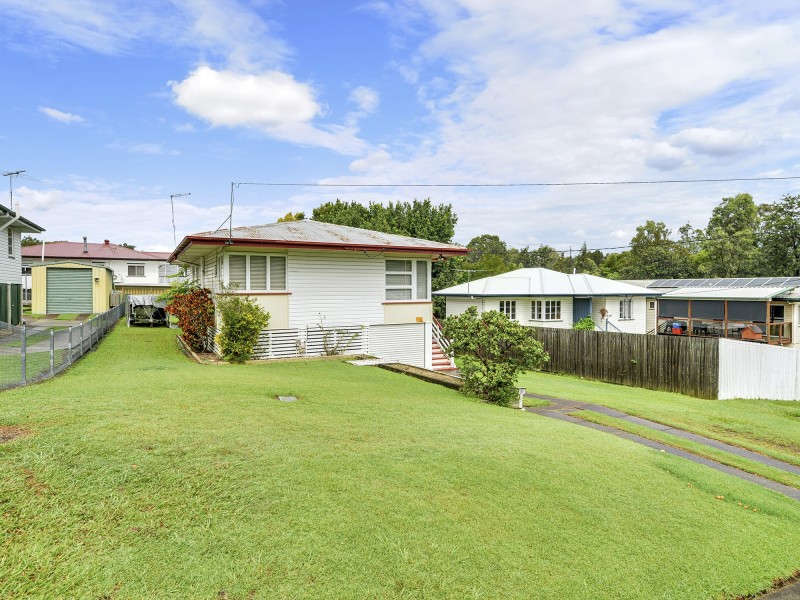 31 Oates Avenue, Holland Park QLD 4121