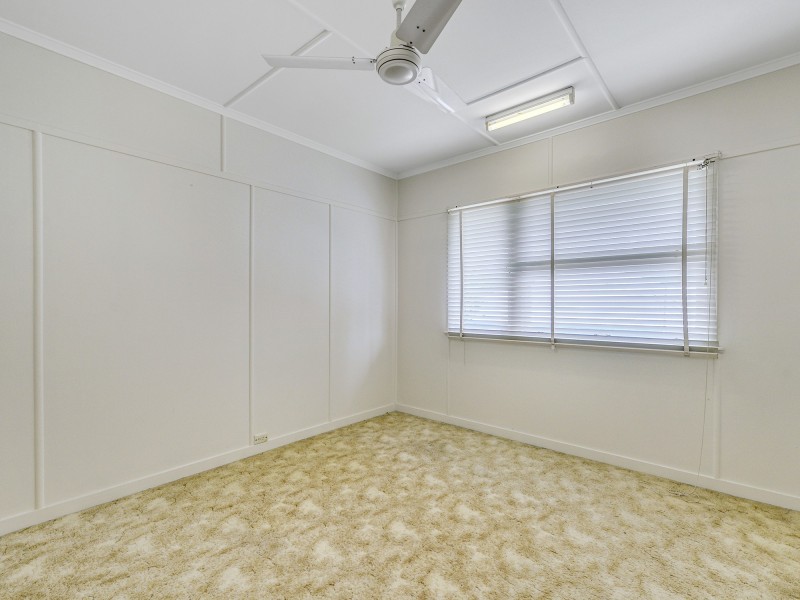 31 Oates Avenue, Holland Park QLD 4121