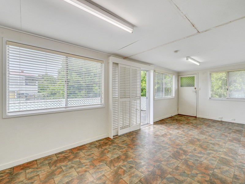 31 Oates Avenue, Holland Park QLD 4121