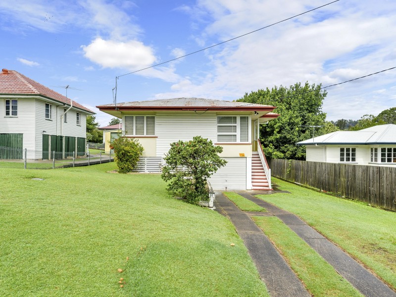 31 Oates Avenue, Holland Park QLD 4121