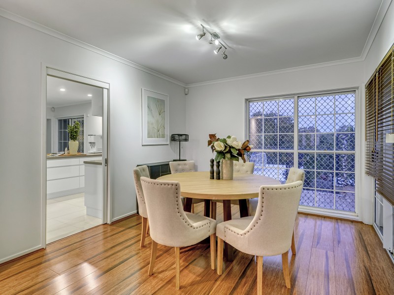 7 Meiers Road, Indooroopilly QLD 4068