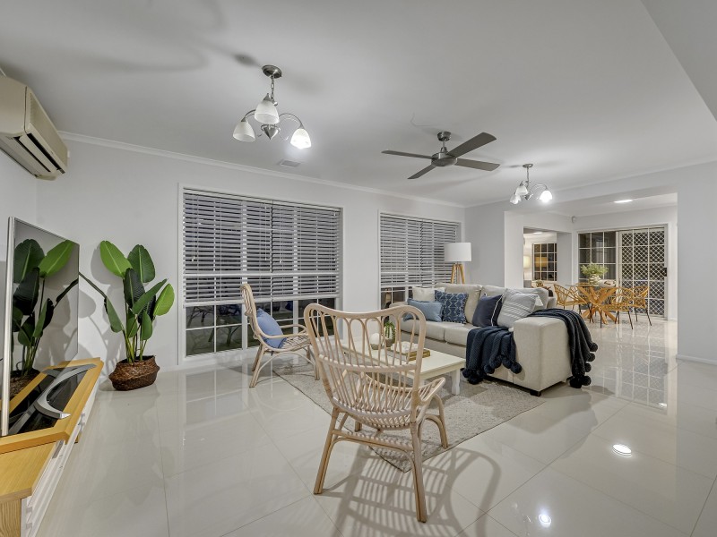 7 Meiers Road, Indooroopilly QLD 4068