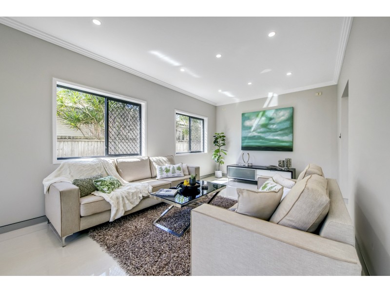 6 Everett Street, Upper Mount Gravatt QLD 4122