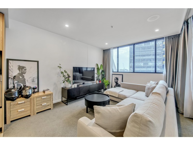 1304/19 Deshon Street, Woolloongabba QLD 4102