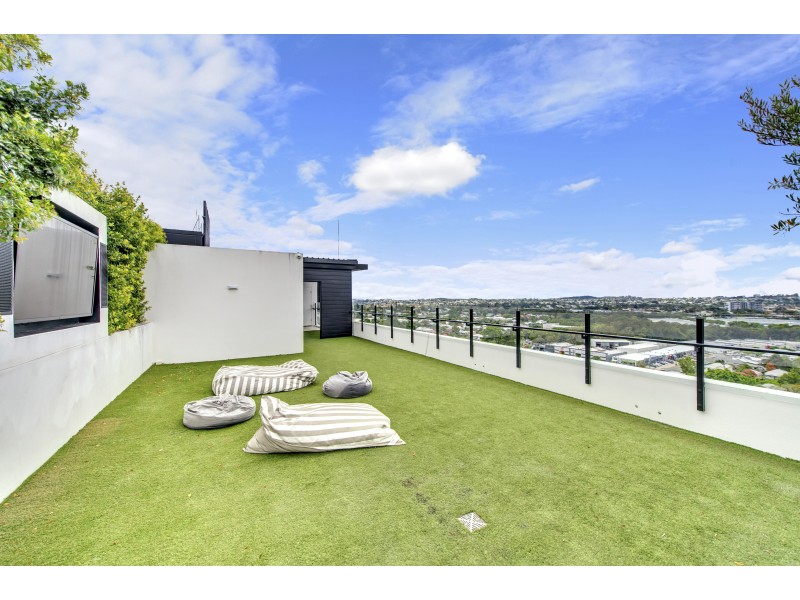 1304/19 Deshon Street, Woolloongabba QLD 4102