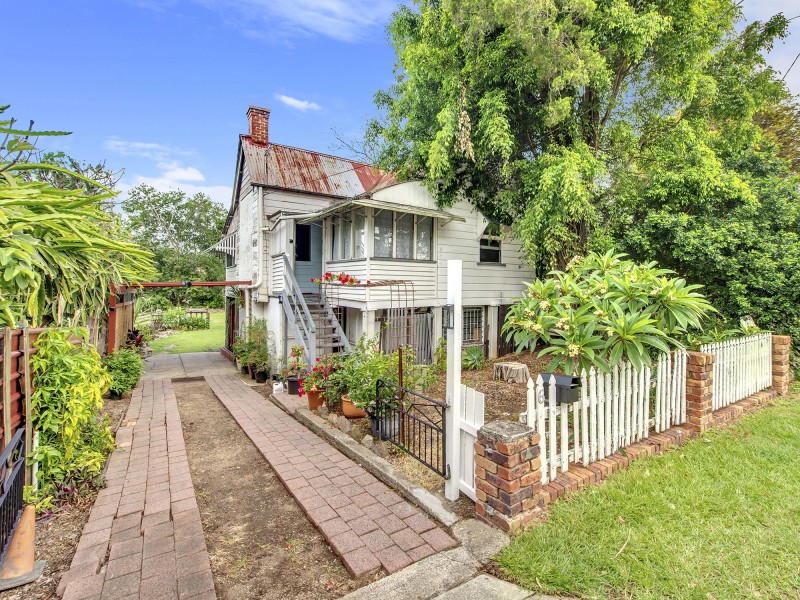 6 Adsett Street, Taringa QLD 4068