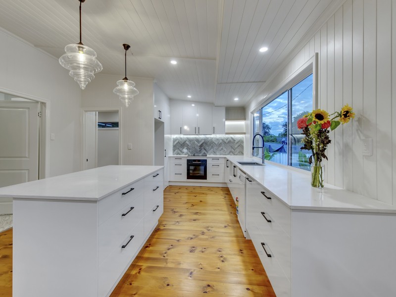 206 Brisbane Street, Bulimba QLD 4171