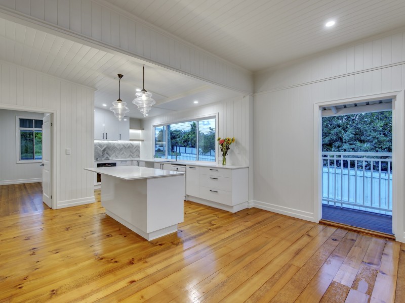 206 Brisbane Street, Bulimba QLD 4171