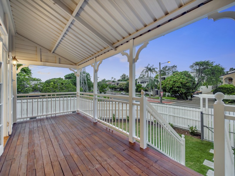 206 Brisbane Street, Bulimba QLD 4171